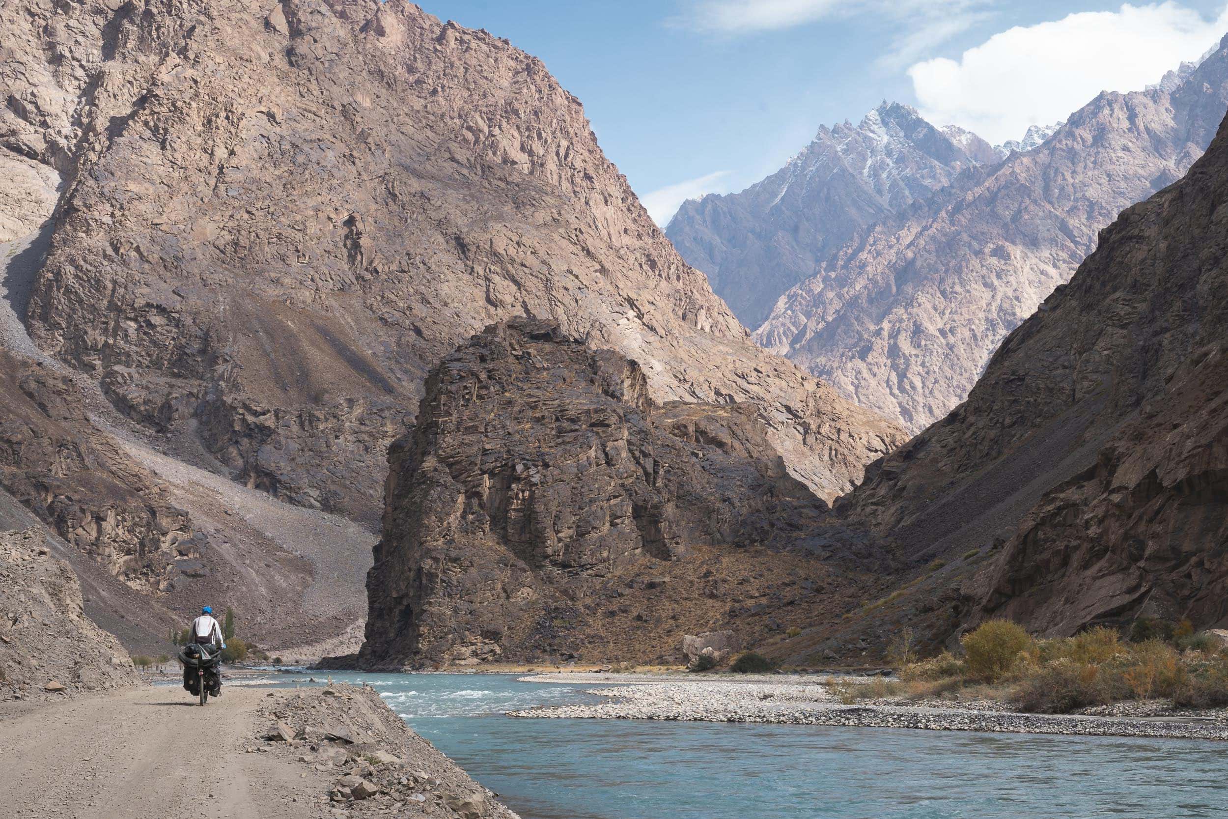 cycling Tadjikistan Bartang Valley