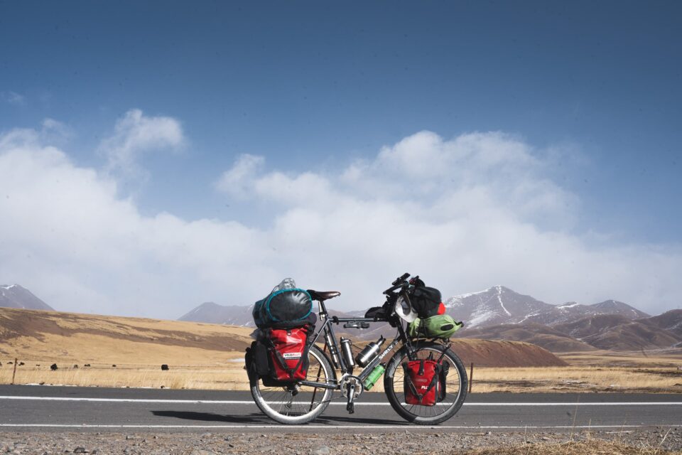 cycling the tibetan plateau