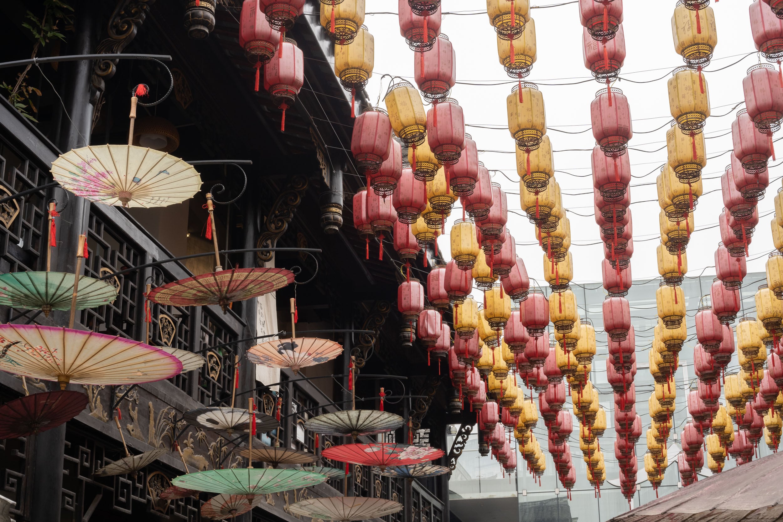 Chengdu chinese lantern street
